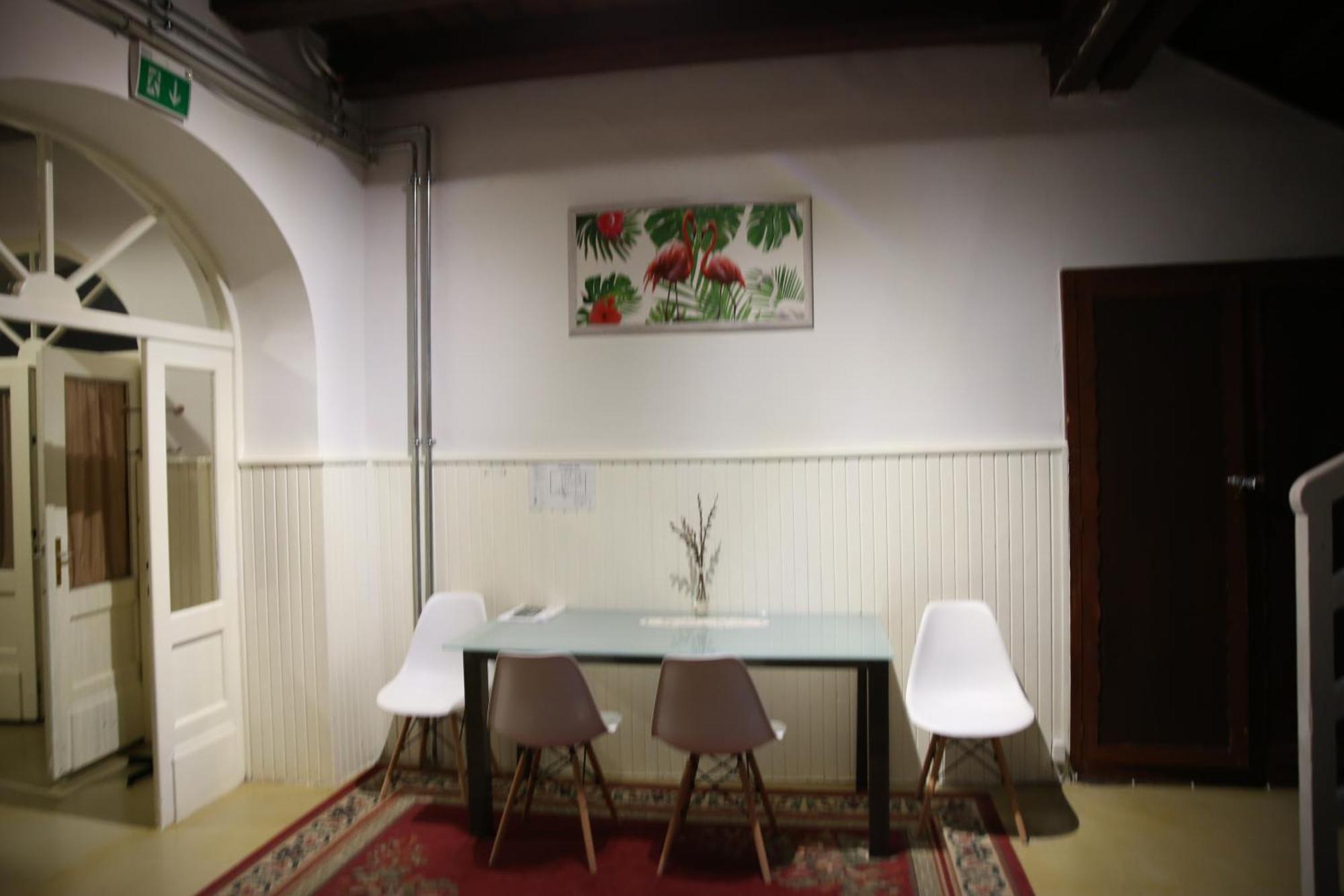 Déjá Vu Szállás&Rendezvény Zirc Exterior foto