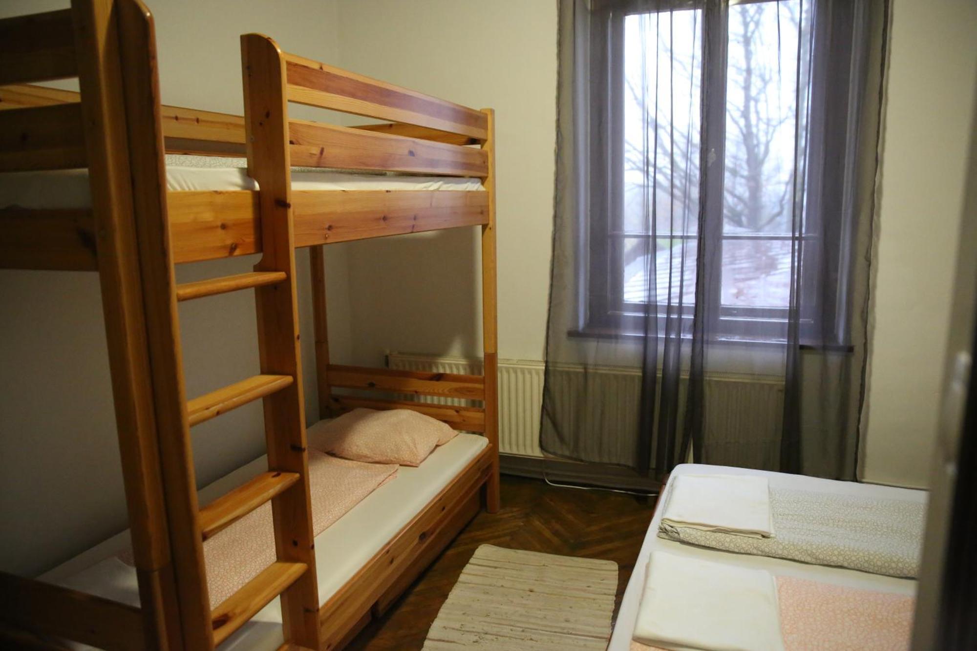 Déjá Vu Szállás&Rendezvény Zirc Exterior foto