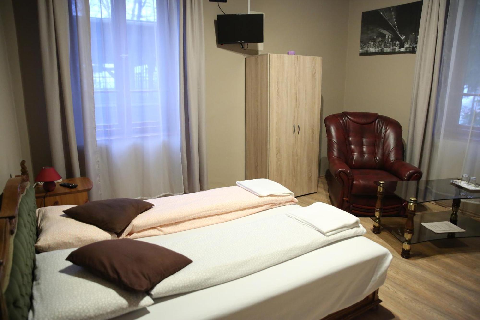 Déjá Vu Szállás&Rendezvény Zirc Exterior foto